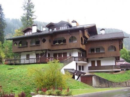 Fusine Garni Pecol B&B 외부 사진